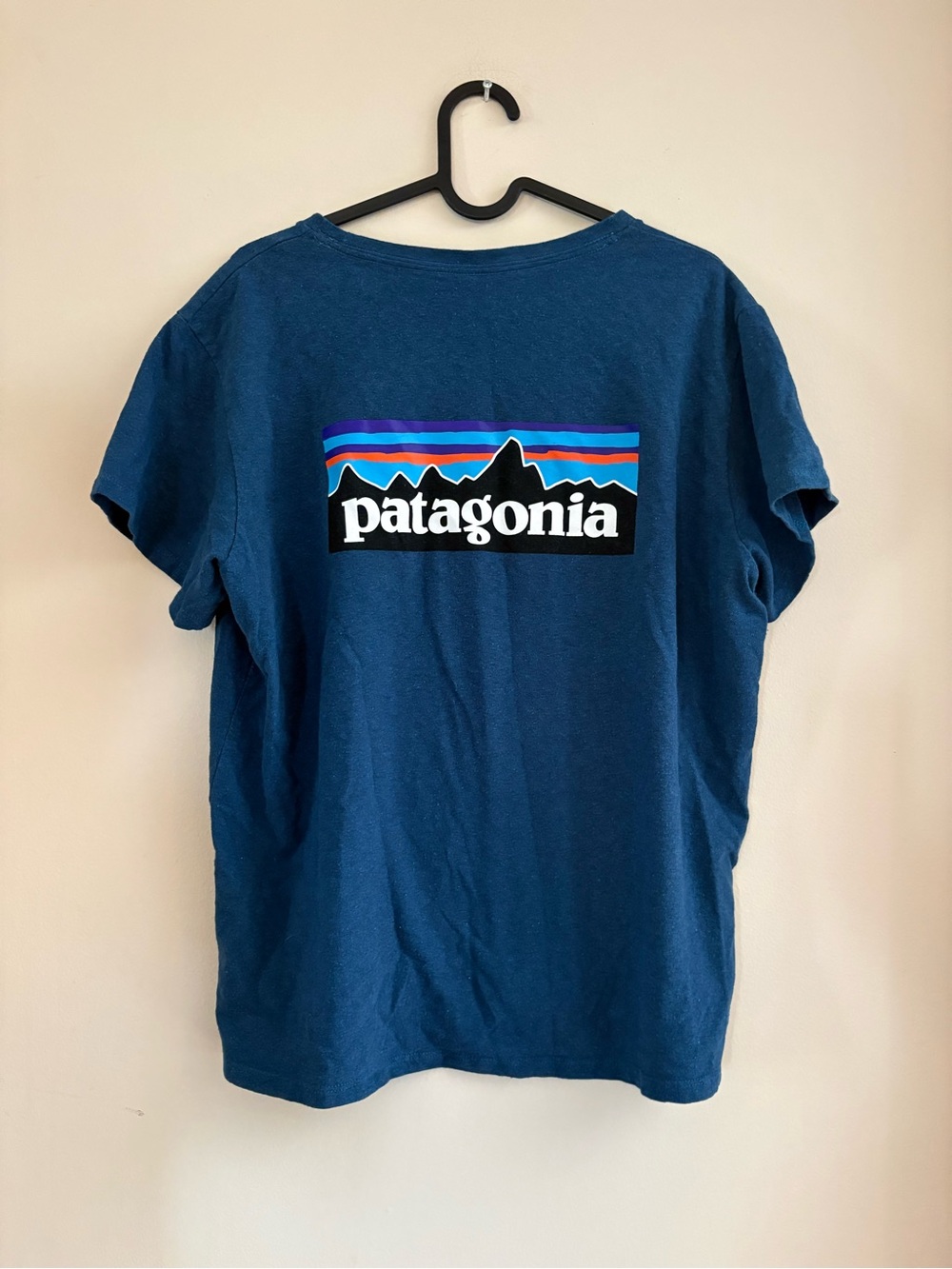 Patagonia Short Sleeve Crew T-Shirt in Deep Teal Blue XL